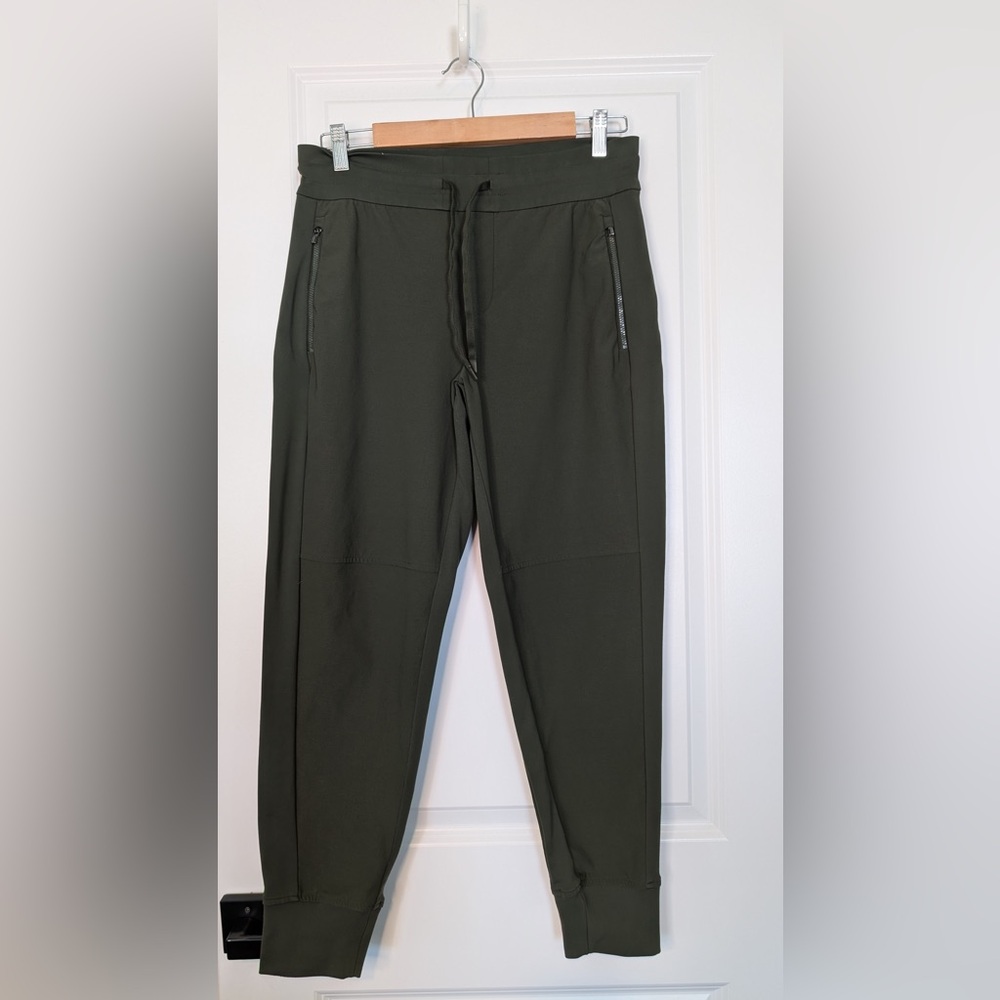 Athleta Headlands Trek Mid Rise Jogger Mountain Olive Size 8P